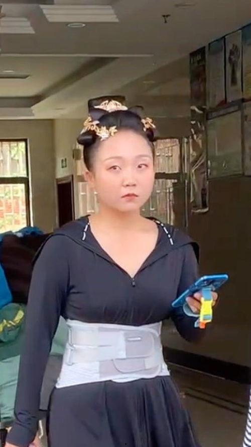 普通人怎么当上明星的